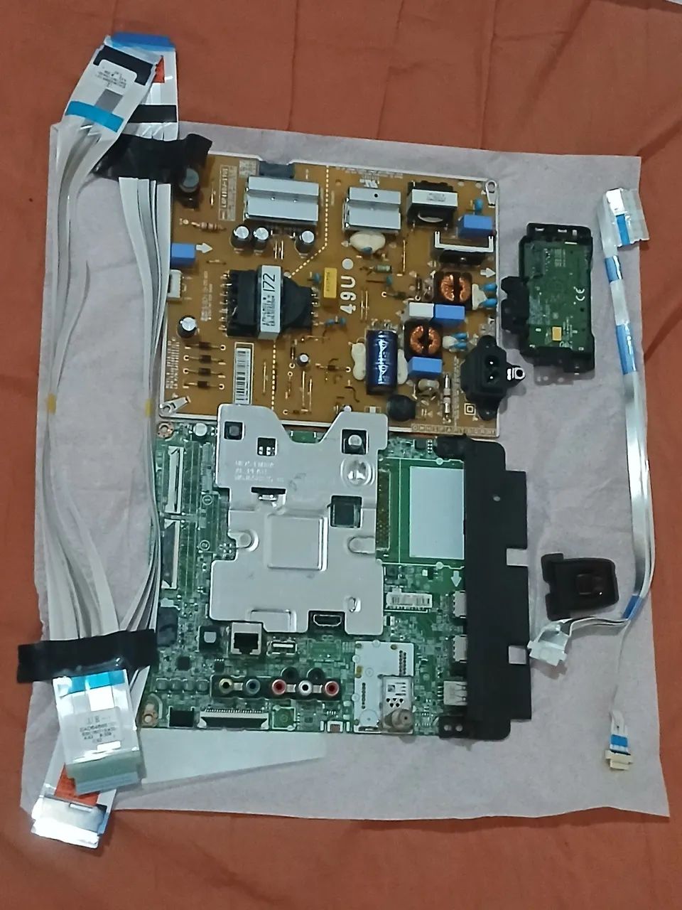 3 Placas  Tv LG49UK6310PSE e outras...