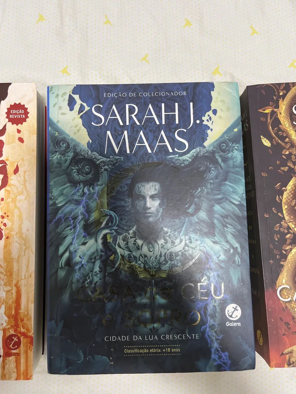 Livros saga Cidade da Lua Crescente - Foto 3