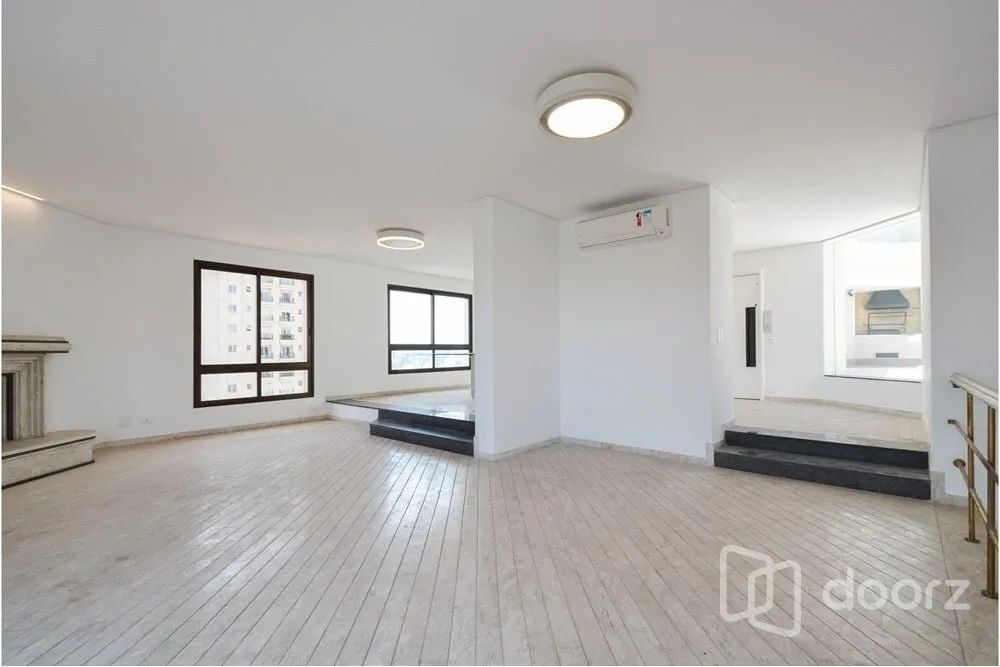 Imóvel na Sampaio Viana com 3 dormitórios e 485m²