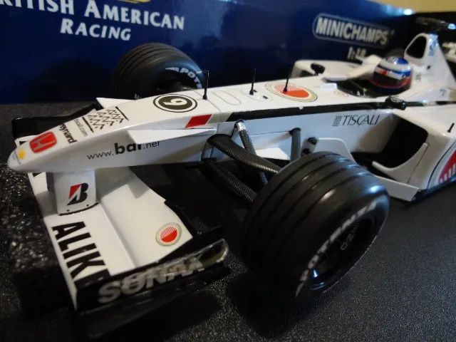 Minichamps 1/18 BAR 2001 003 Olivier Panis - Foto 2