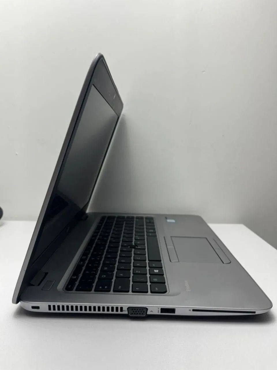 NOTEBOOK HP ELITEBOOK ALUMÍNIO i5 SSD 256 TECLADO ILUMINADO  - Foto 4