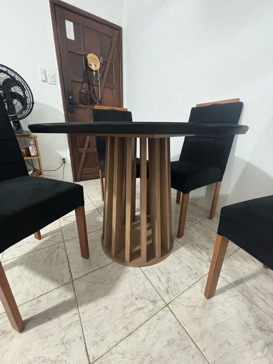 Mesa de jantar com 4 cadeiras - Foto 4