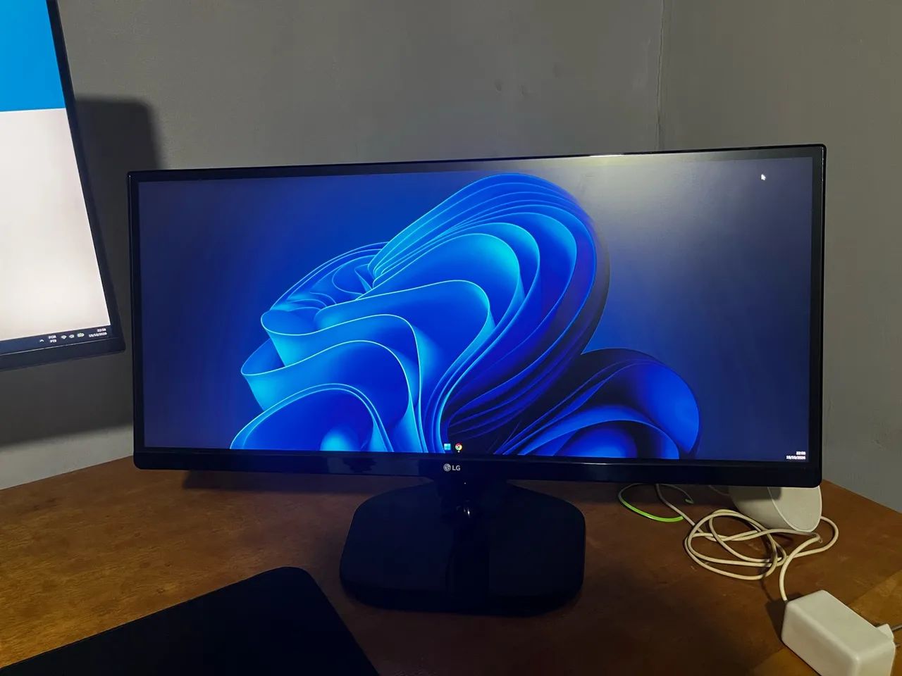 MONITOR LG 25? UltraWide IPS