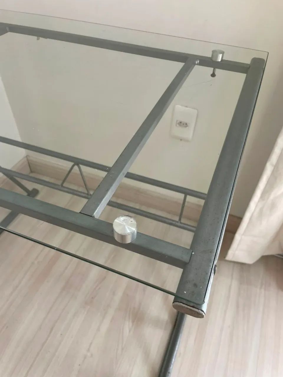 Mesa de vidro e metal  para escritório  - Foto 2