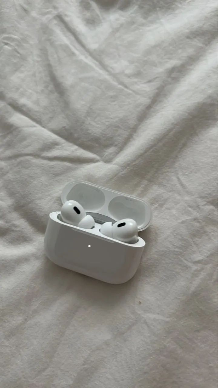Airpods apple, com áudio e microfone ótimos  - Foto 3