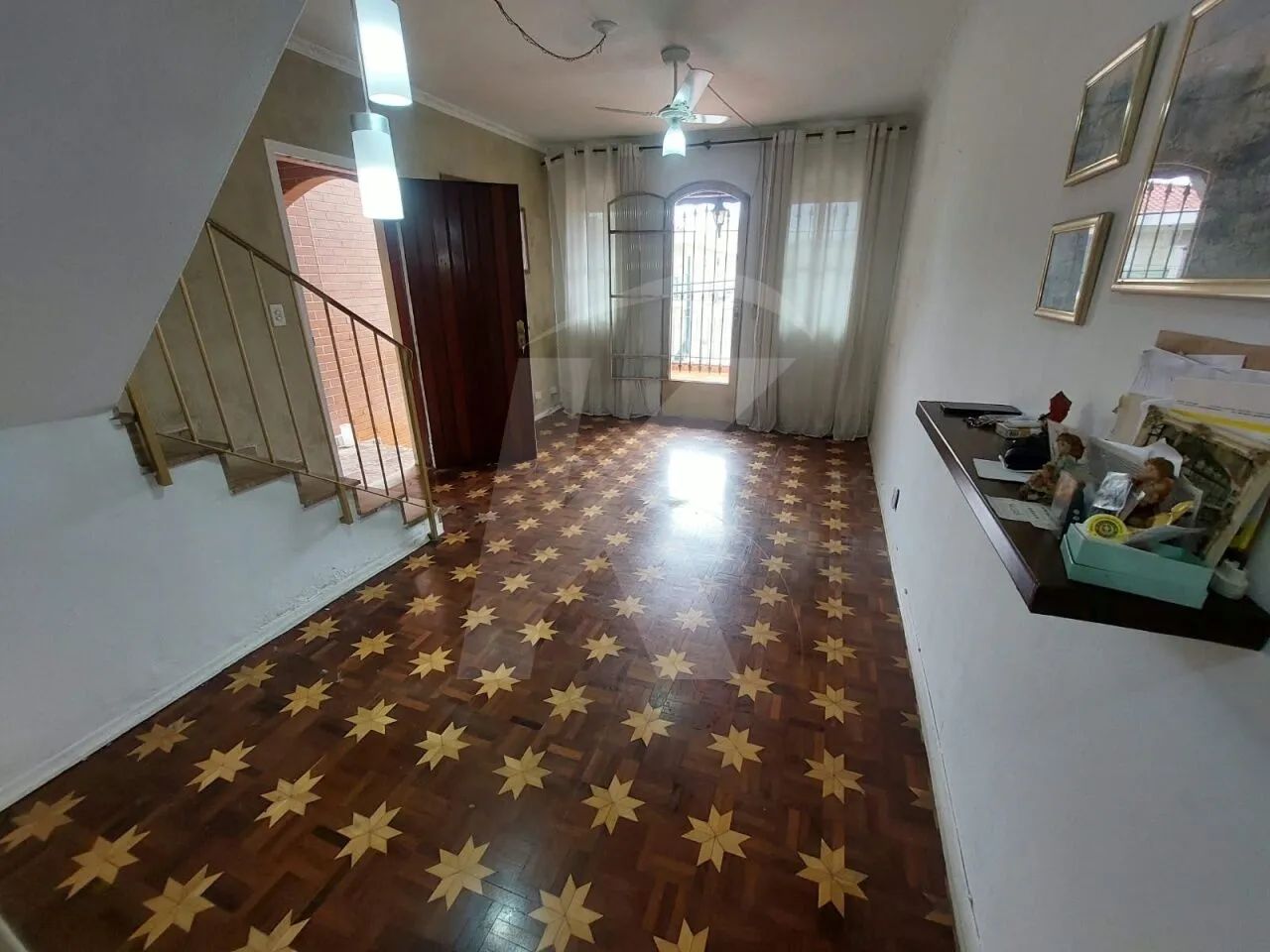 Sobrado com 3 dormitórios e 2 vagas de garagem - Foto 4