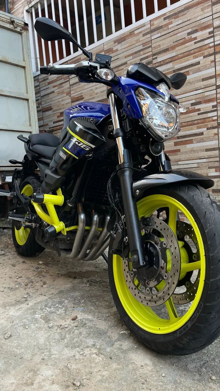 Yamaha XJ6 N ABS 2018 - Foto 2