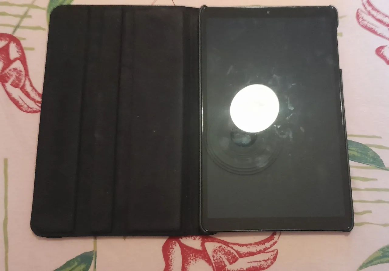Tablet Galaxy Tab A 2019 + Case - Foto 2