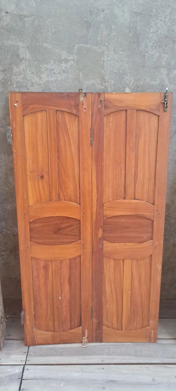 Portas e janelas de macacauba