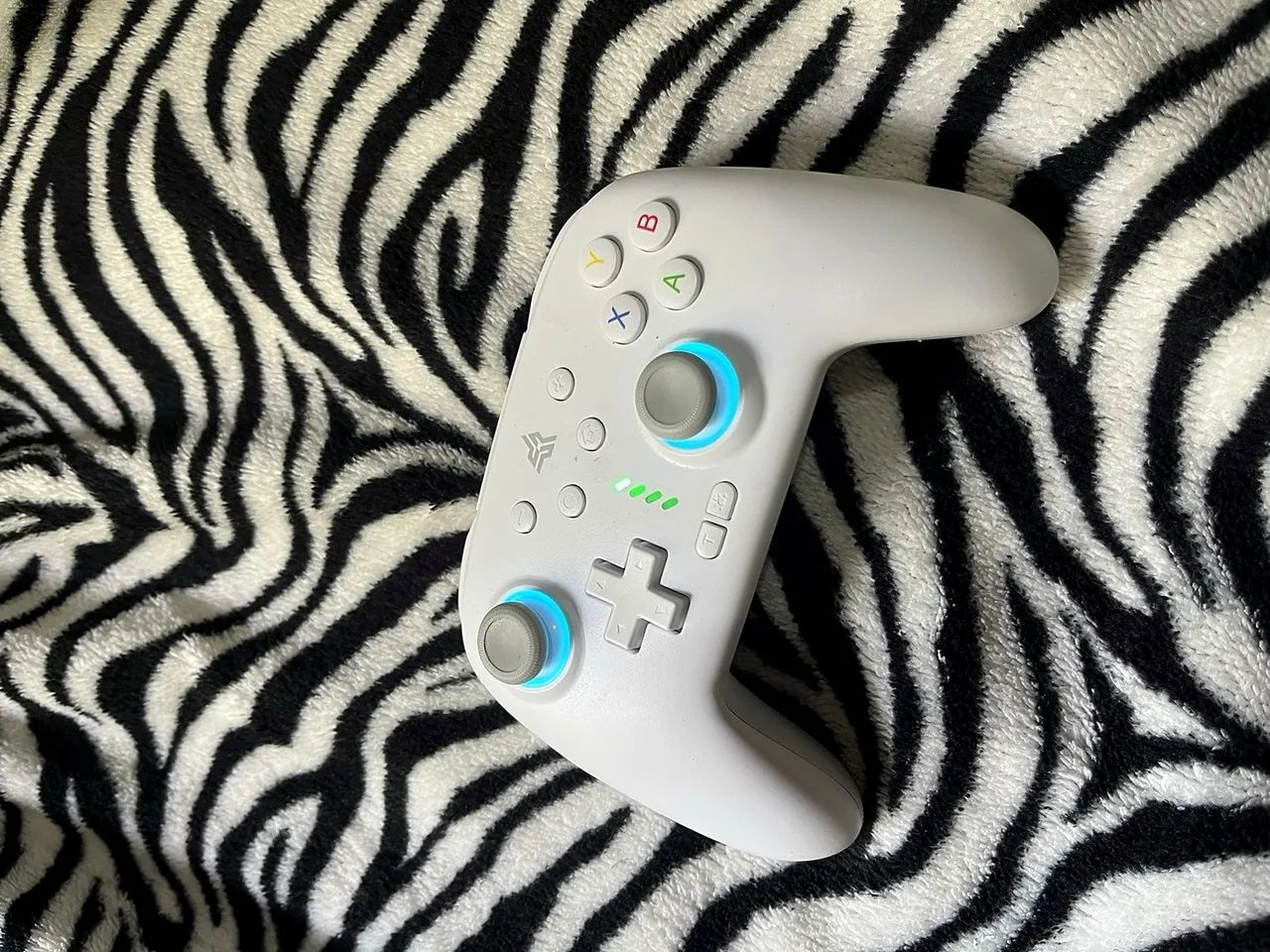 CONTROLE SEM FIO PARA PC E CELULAR - BRANCO - Foto 4