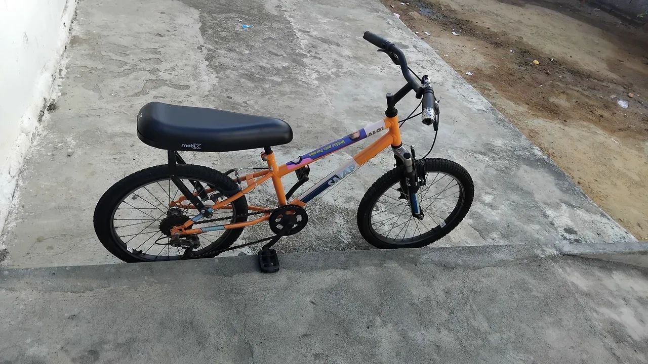  Vende-se uma Bicicleta aro 20 - Foto 3