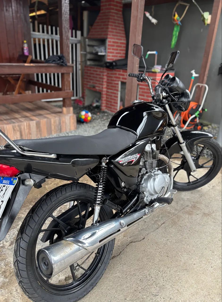 Titan 150 - Foto 2