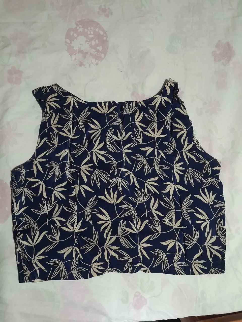 blusa cropped cetim estampada p - Foto 2