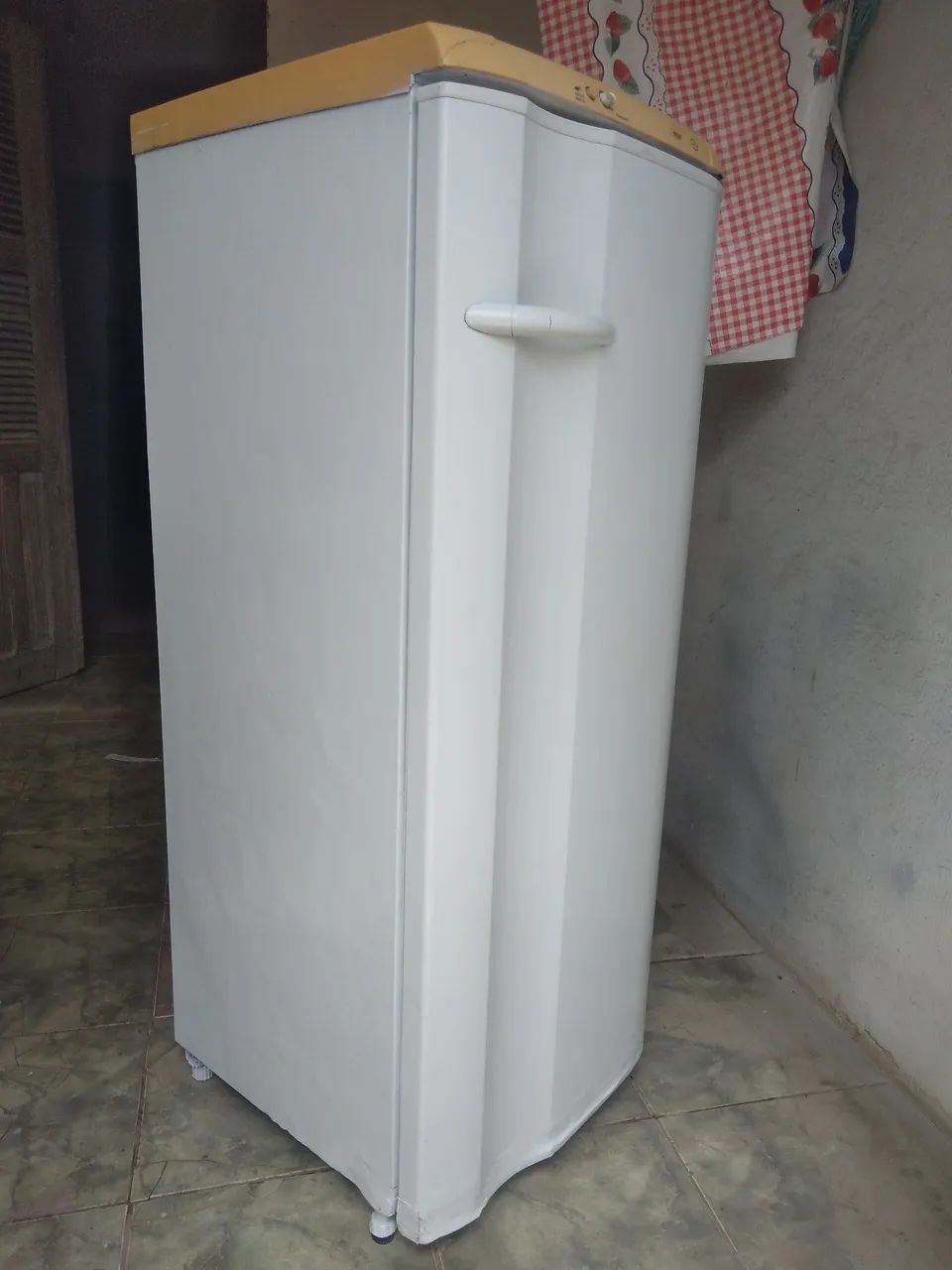 Geladeira Electrolux bem conservada e funcionando perfeitamente entrega grátis  - Foto 2