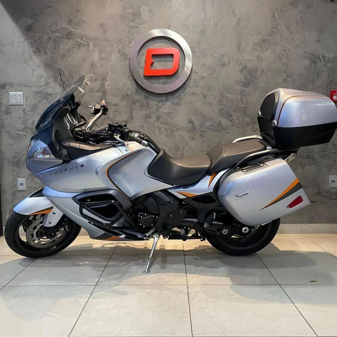 TROPHY SE 1200