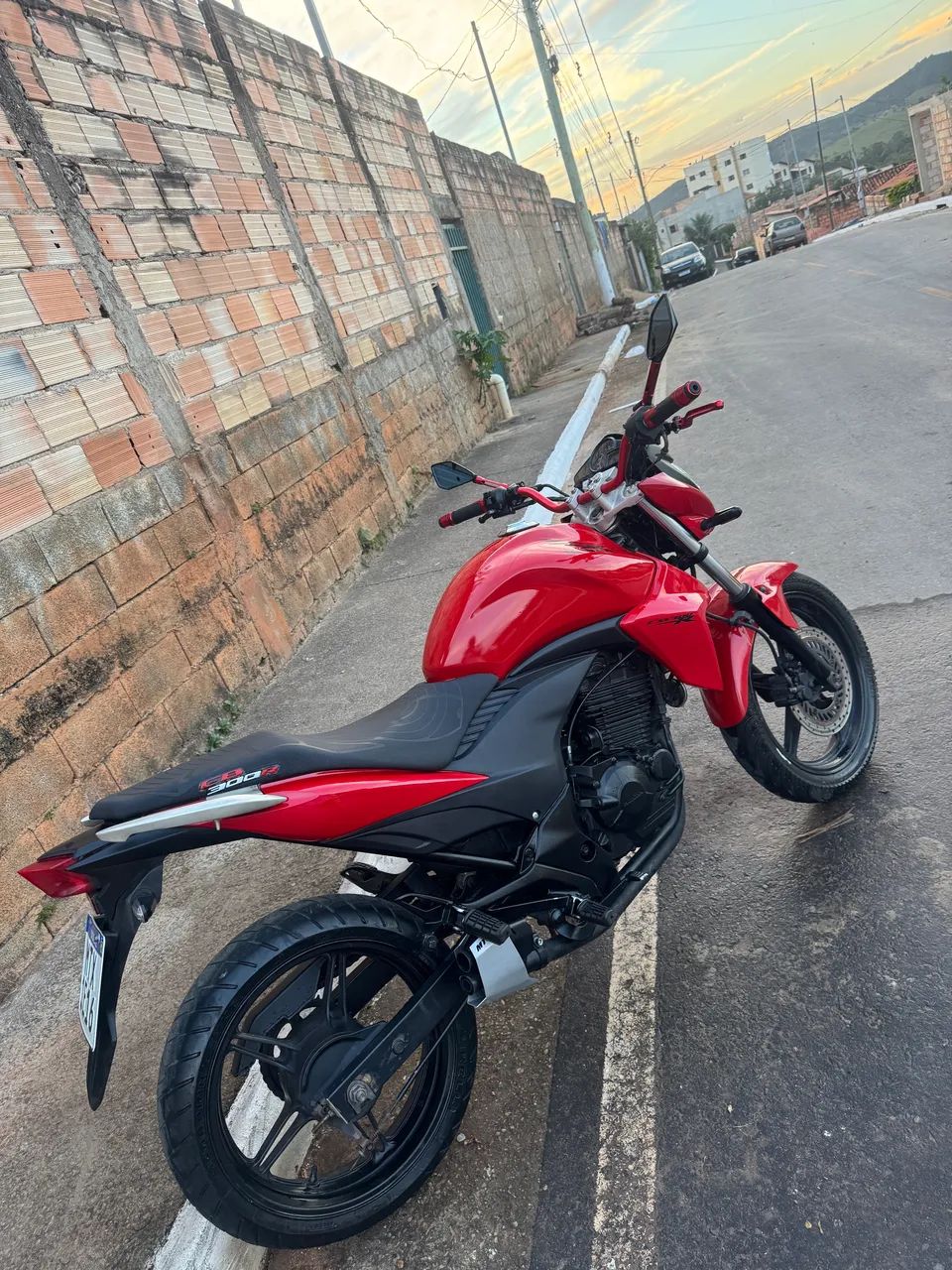 Cb 300r 2011 muito nova! - Foto 2