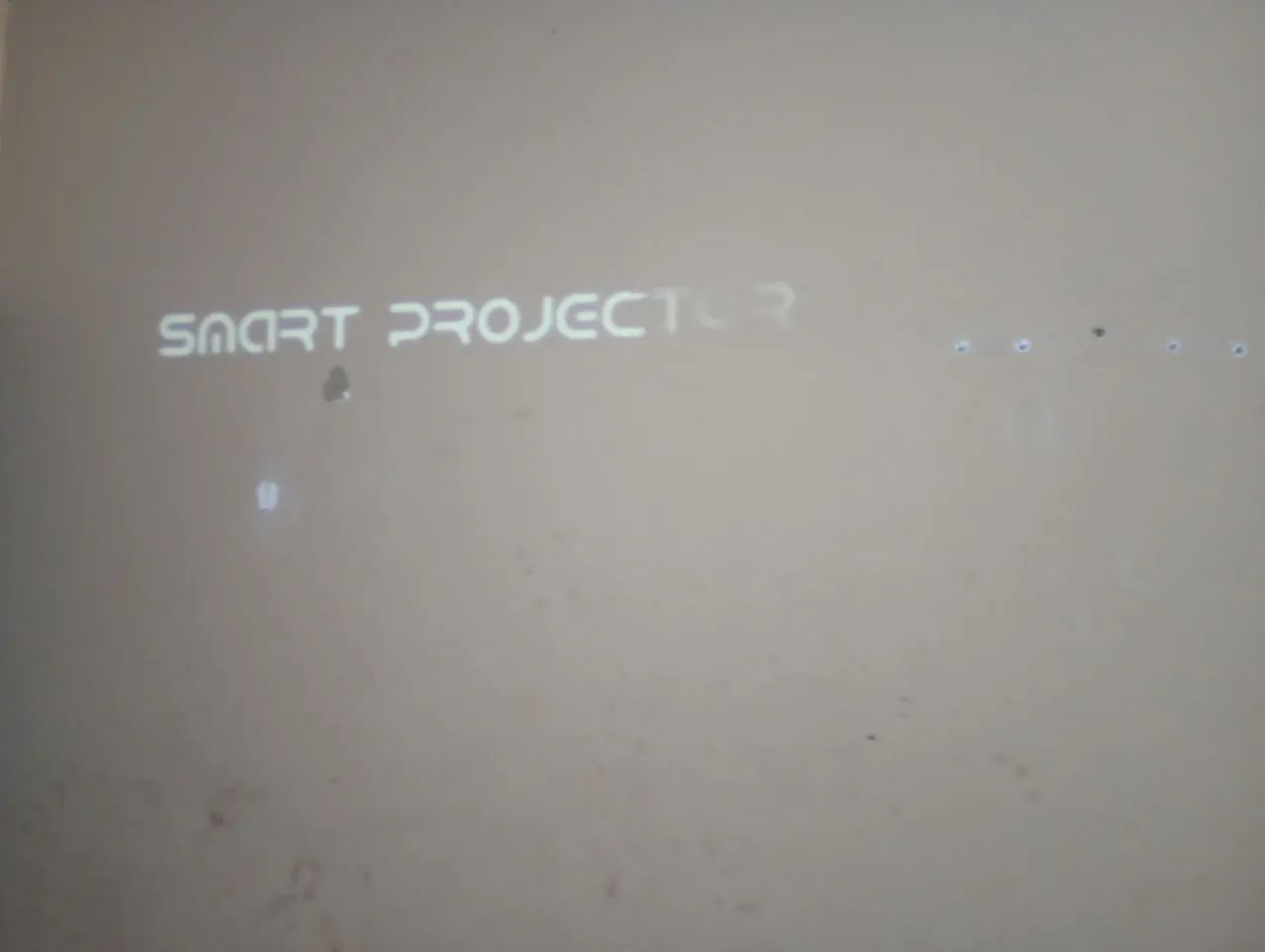 Mesinhas e projetor  - Foto 4