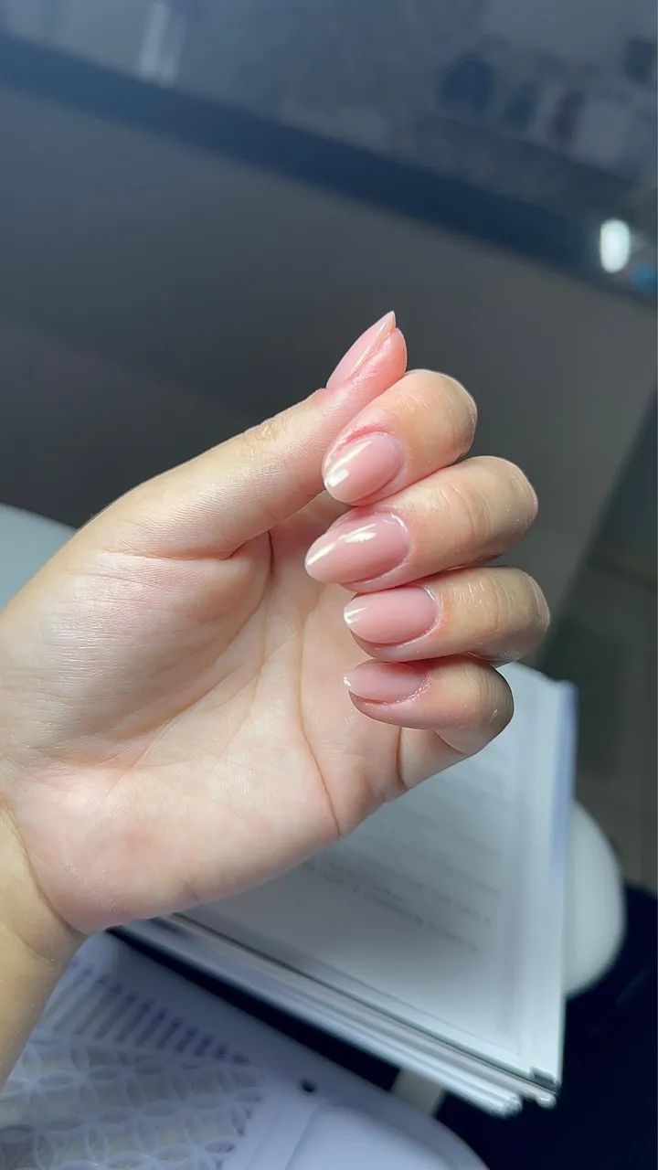 Precisa-se de modelos  para alongamento  - Foto 4