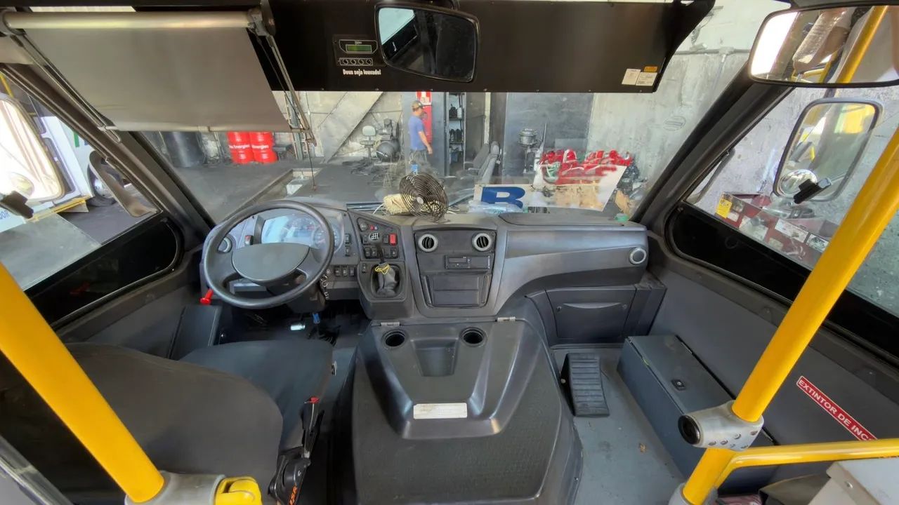 Micro ônibus Marco polo Volare 24/25 - Foto 2