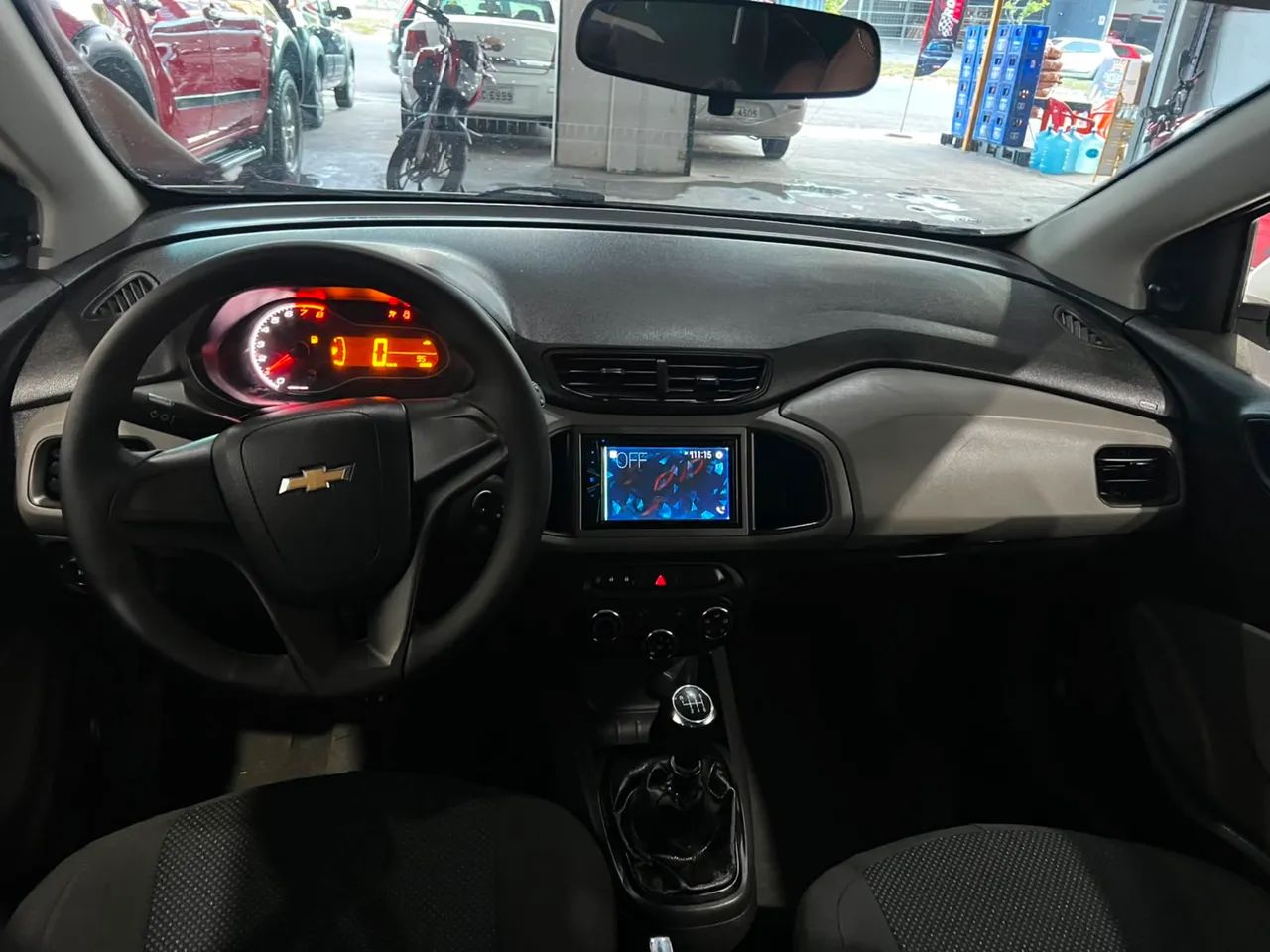Chevrolet Onix ONIX HATCH Joy 1.0 8V Flex 5p Mec. 2018