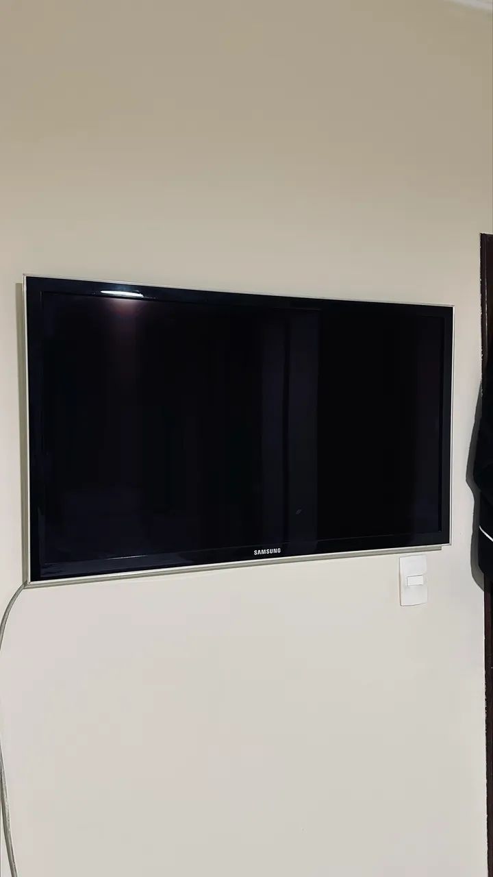 TV 43 - SAMSUNG - NÃO É SMART 