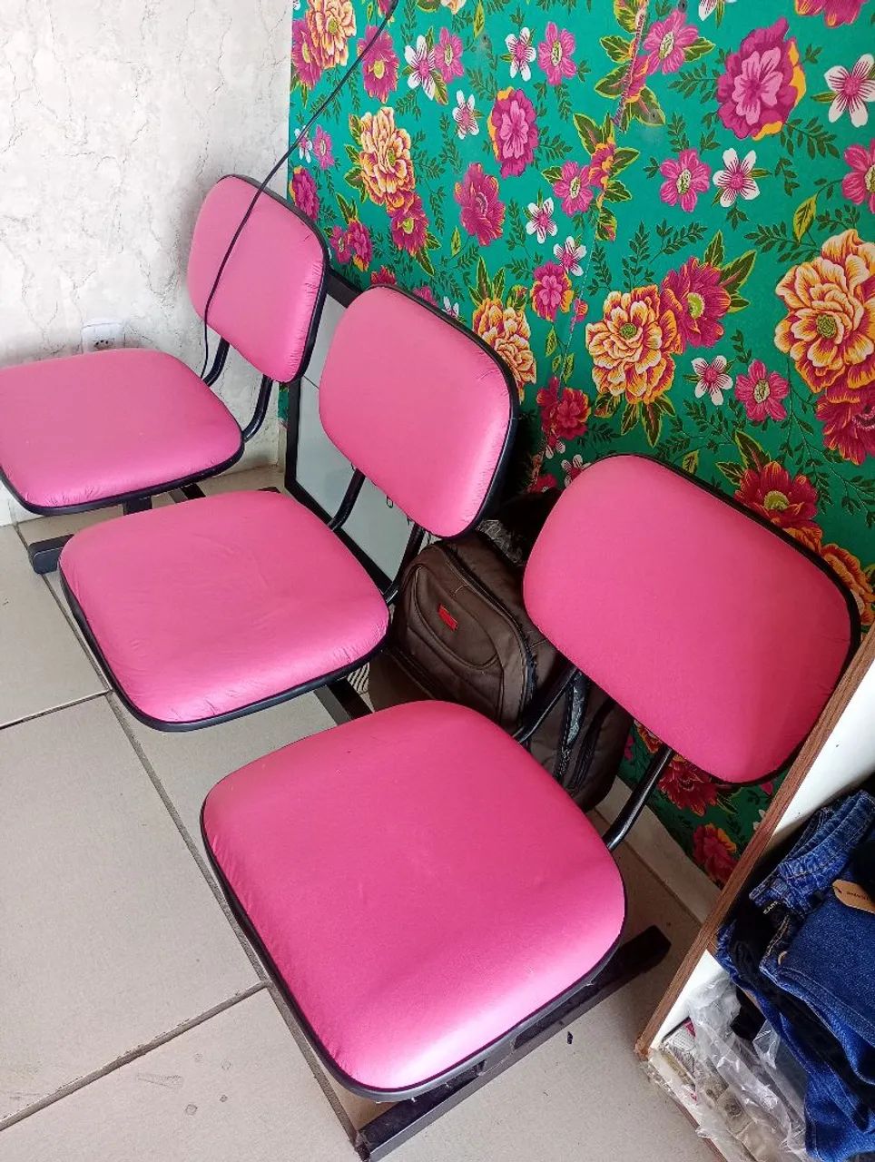 Carrinho auxiliar e cadeira para salão - Foto 3