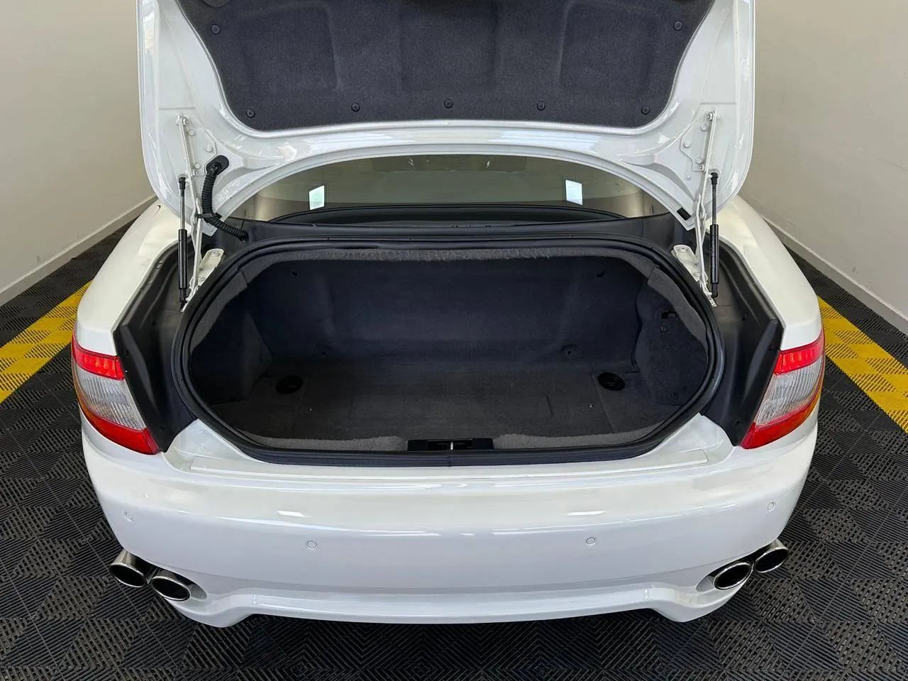 Maserati GranTurismo 4.2 V8 32V 405cv, foto 9 de 20