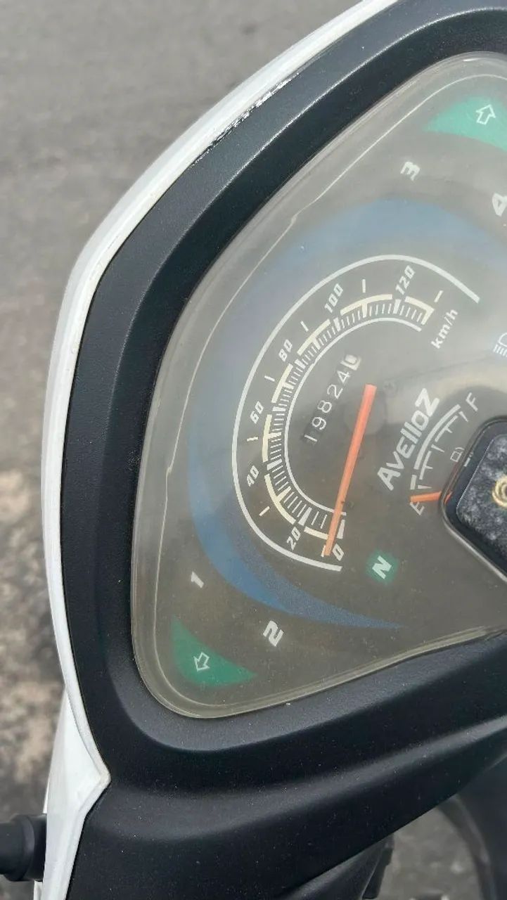 Avelloz2023 moto de mulher  - Foto 4