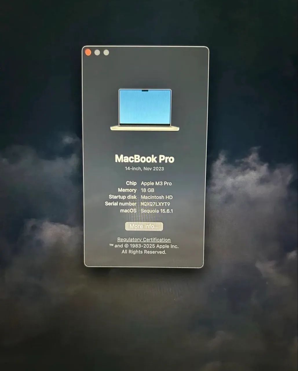 MacBook M3 Pro 14 inch - Foto 2