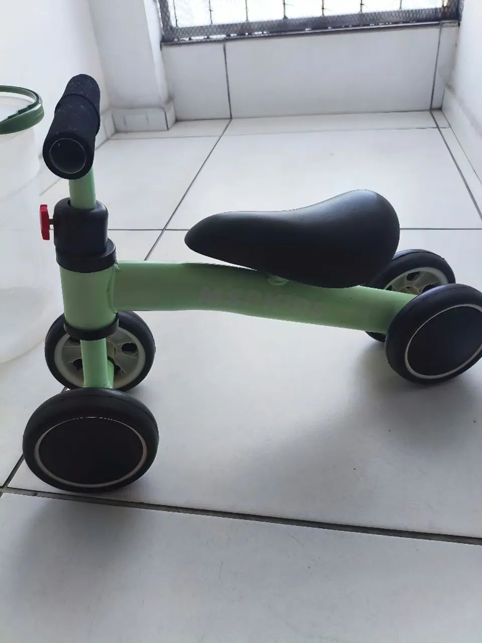 Triciclo infantil e bicicleta de equilíbrio infantil  - Foto 5