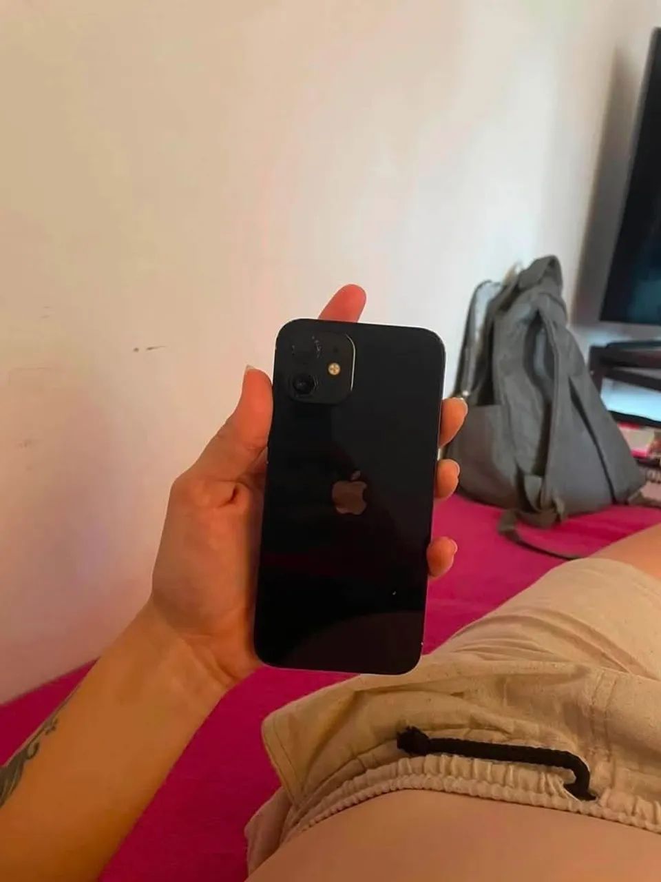 VENDO OU TROCO IPHONE 12 256 - Foto 2