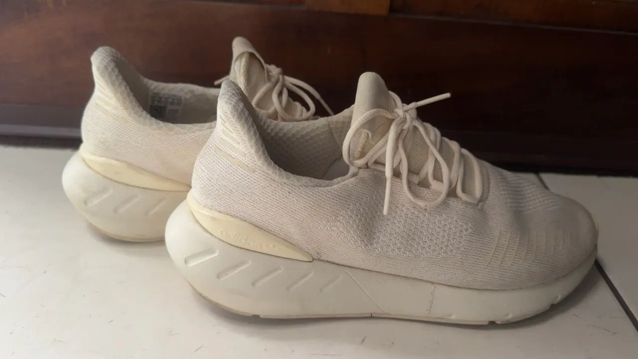 Adidas Swift Run 22 'Wonder White' EUA 9/BR 39 - Foto 3