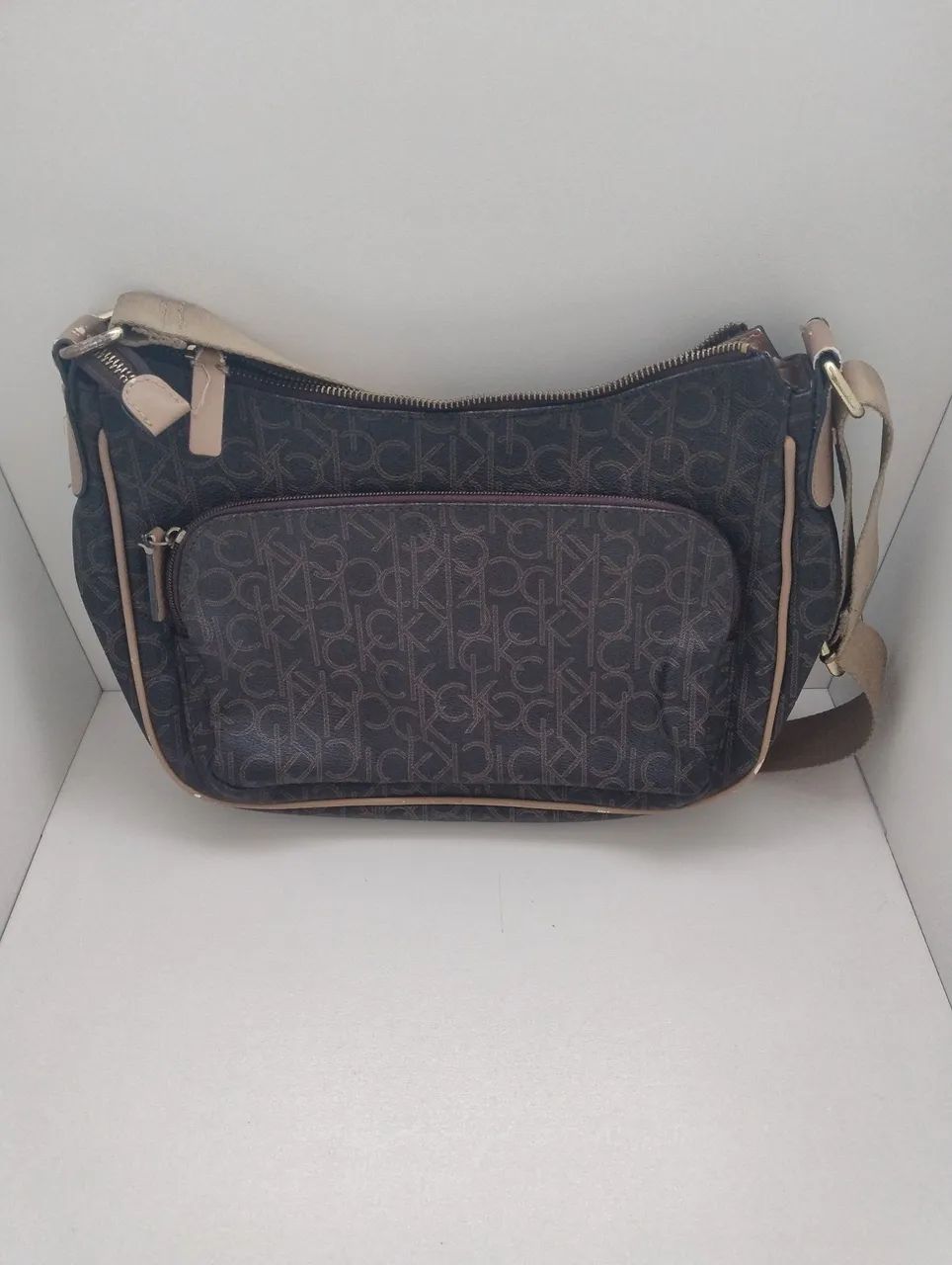 Bolsa Calvin Klein para reparo  - Foto 2