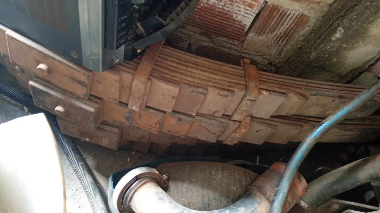  Vendo suporte de molas fecho de molas  - Foto 2