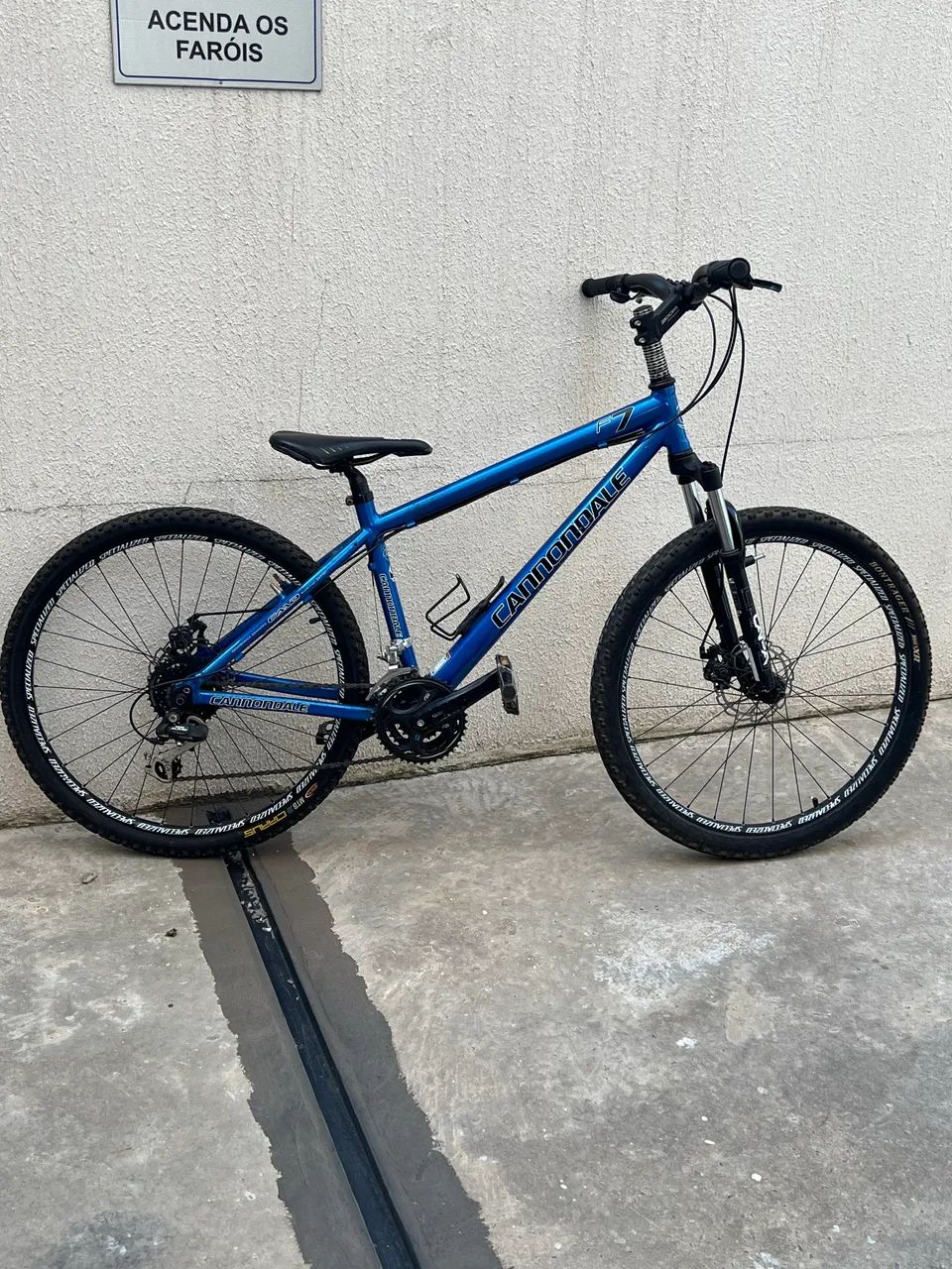 Cannondale  F7, Ano 2010, Aro 26