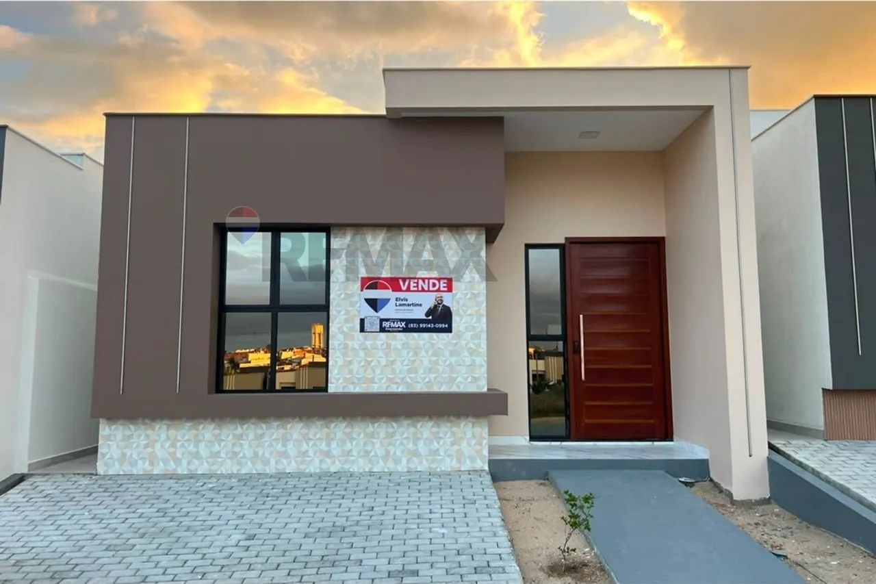 Casa em Condomínio com 3 quartos sendo 1 Suíte - Jardins da Serra