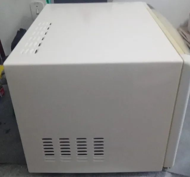 MICROONDAS ELECTROLUX 23L COM GARANTIA DE 3 MESES - Foto 2