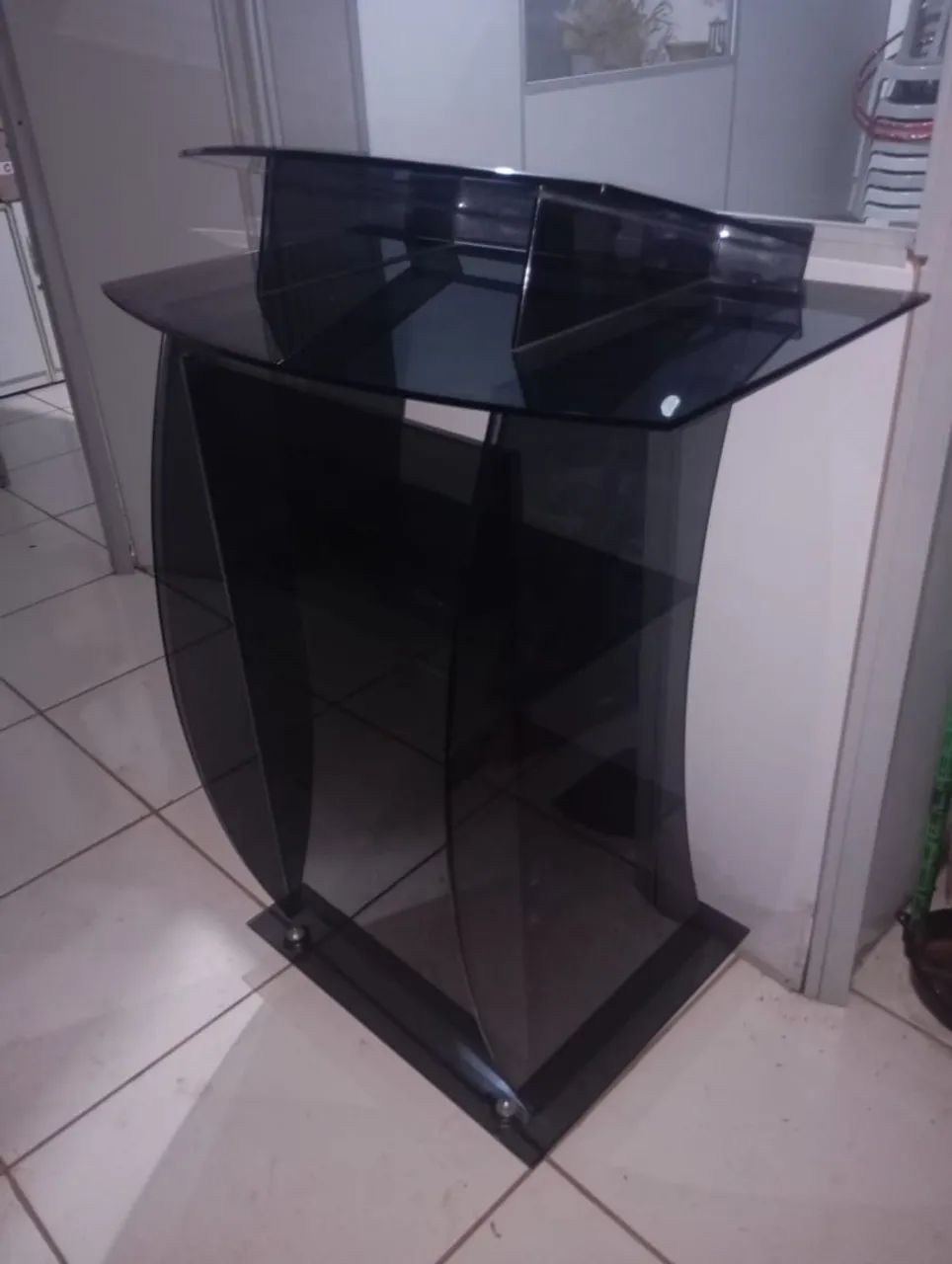 Púlpito de vidro fumê  - Foto 4