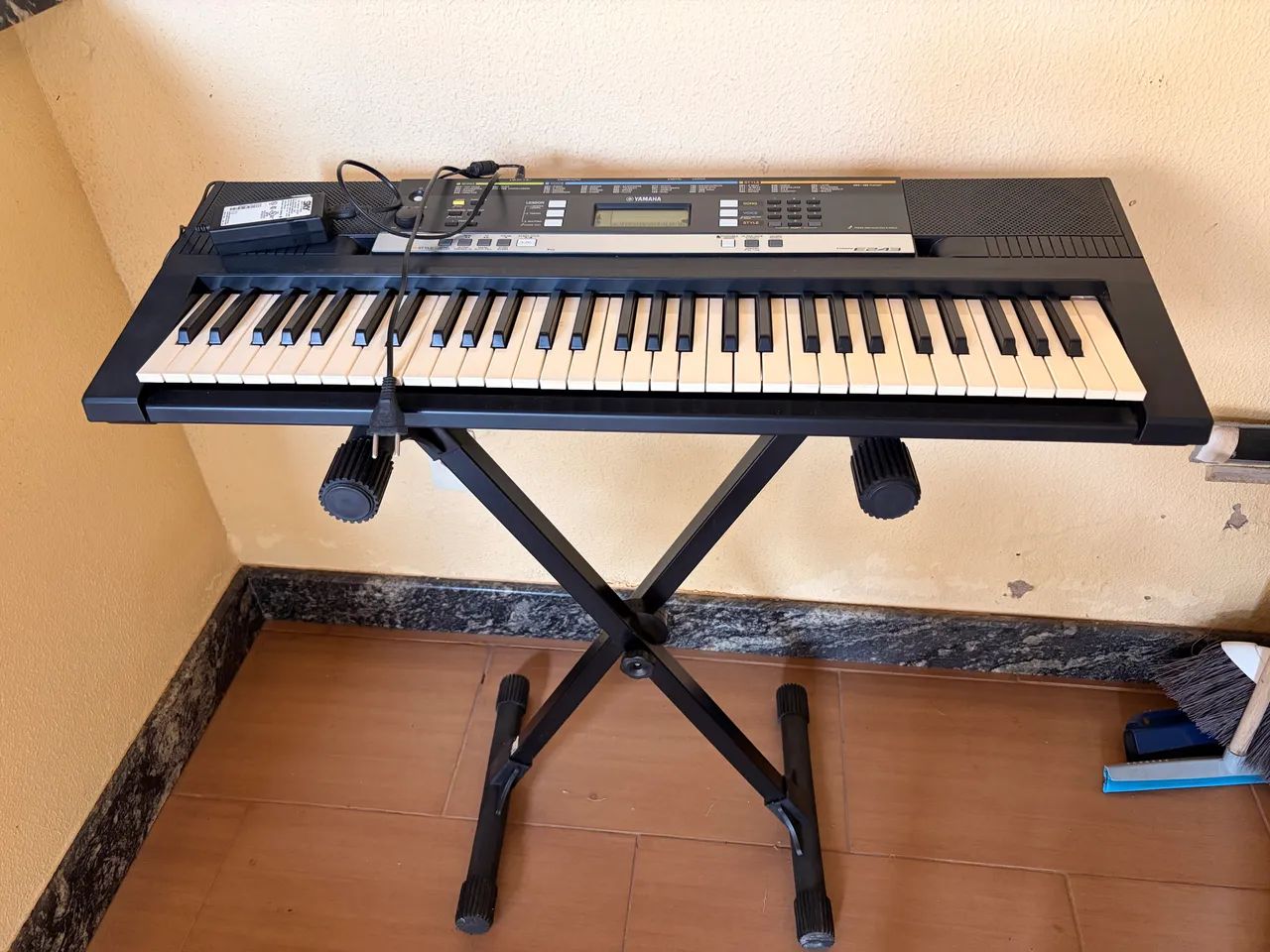 Teclado YAMAHA  - Foto 3
