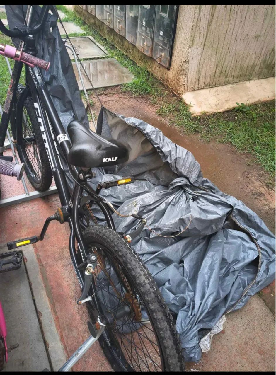 Bicicleta Aro 20 com rodinhas removíveis  - Foto 3