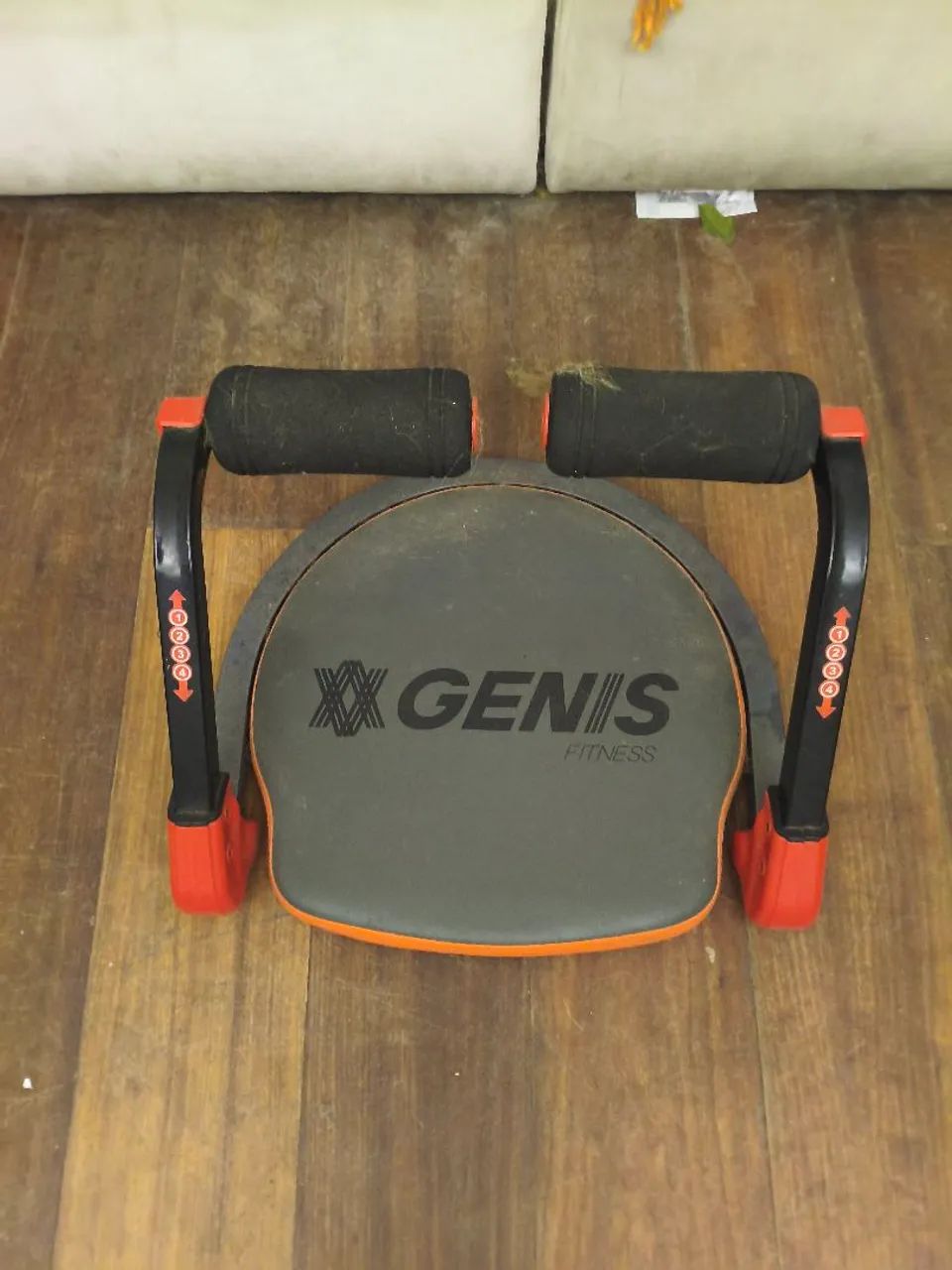 Máquina de exercícios Genis