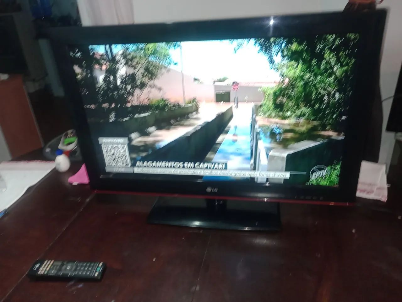 TV LG 32 polegadas bivolt incluso antena portátil