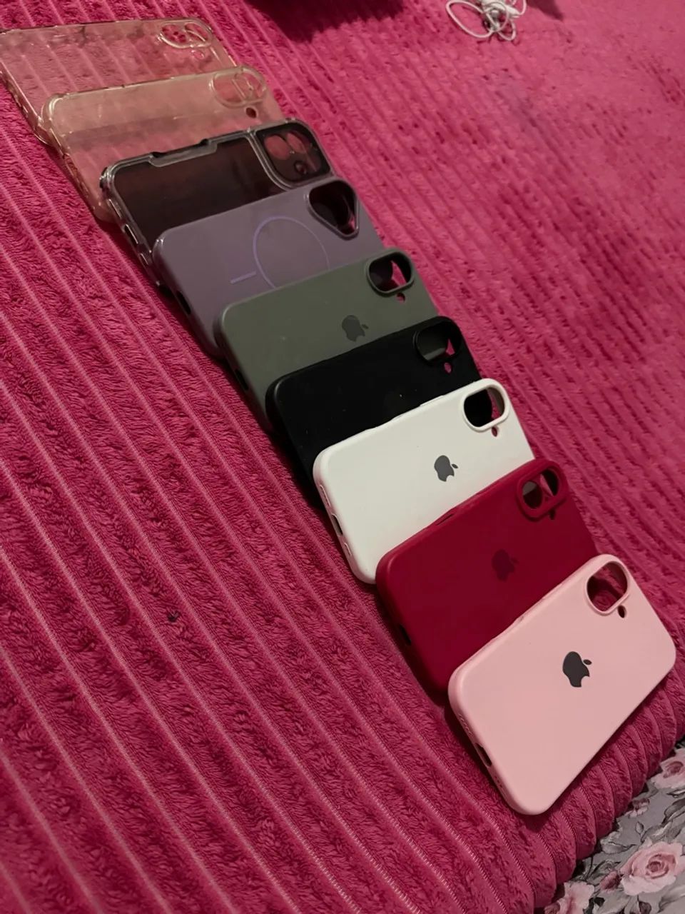 CAPAS DE IPHONE16