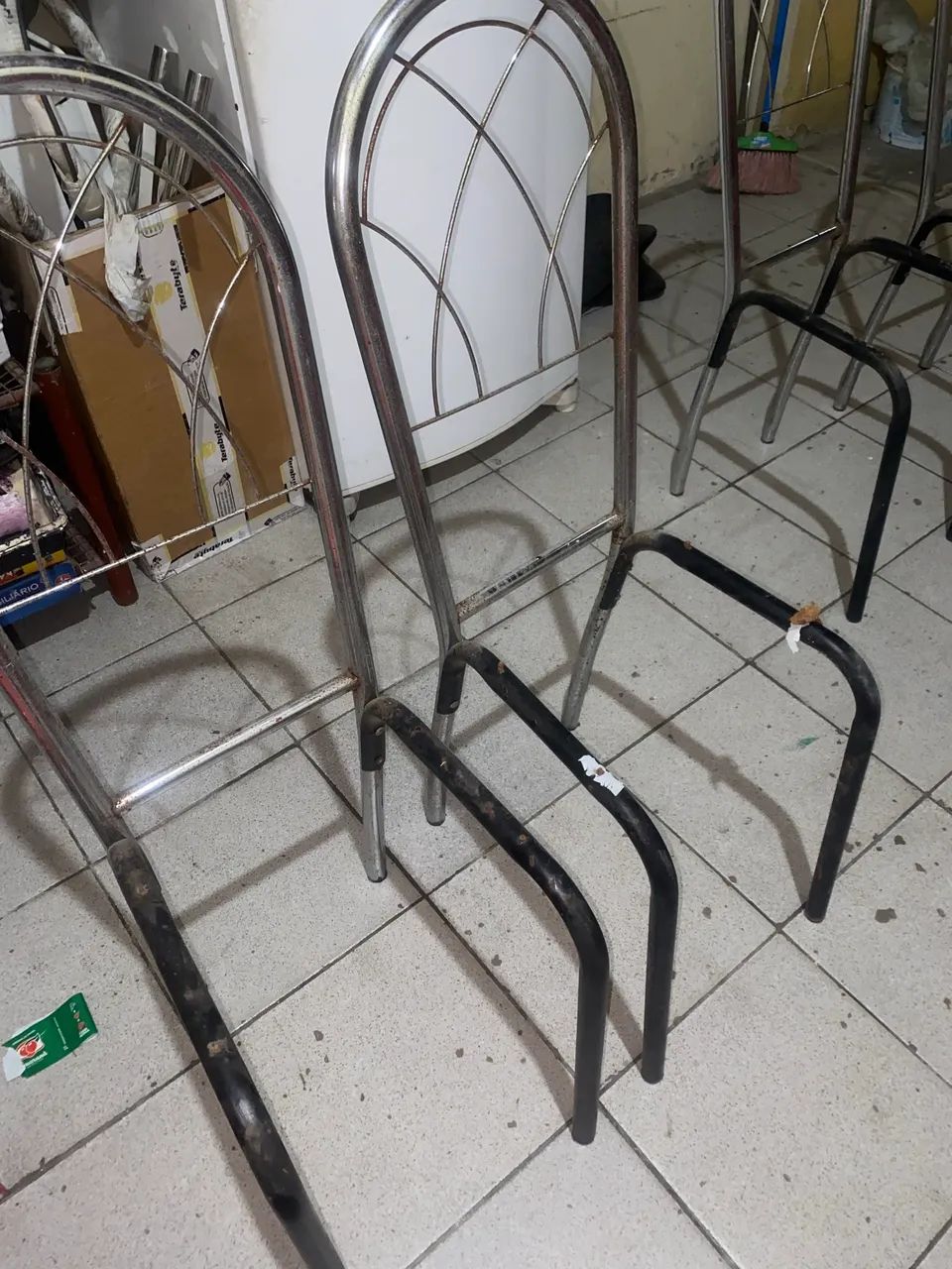 Cadeiras sem assento  - Foto 2