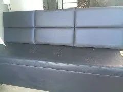 Sofá 3 lugares pra salão 
