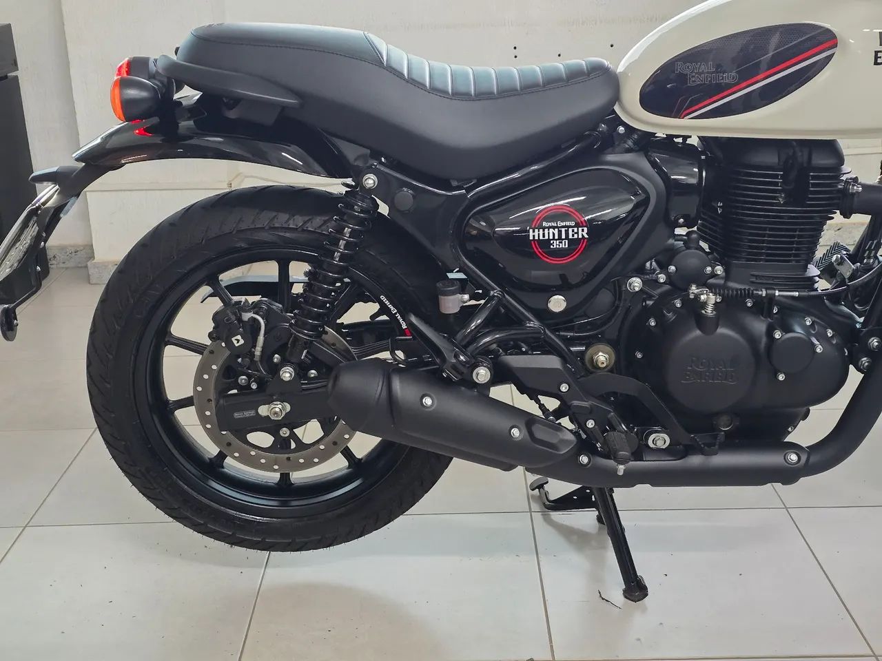 Hunter 350 Dapper  - Foto 4