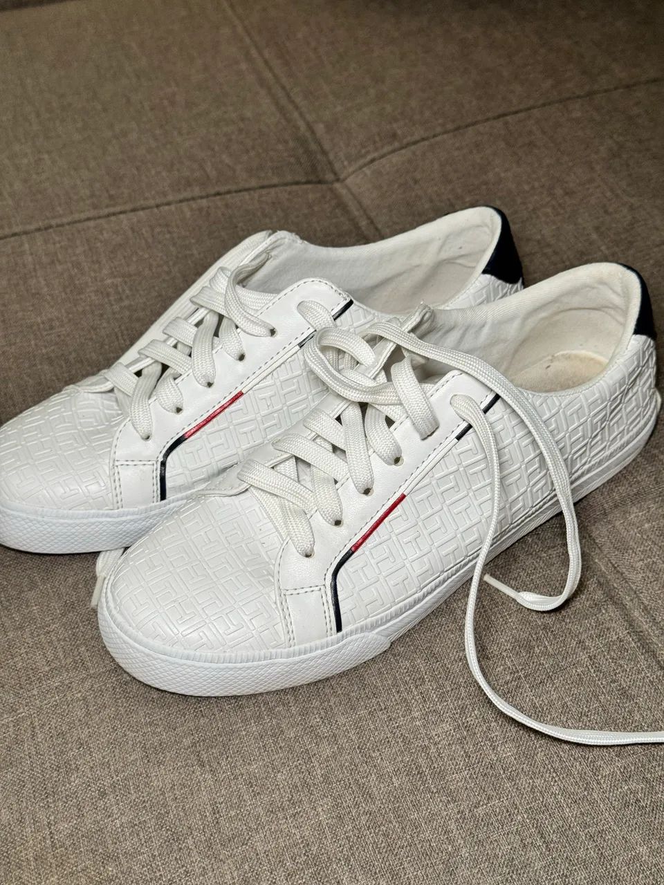Tênis Tommy Hilfiger original - Foto 2