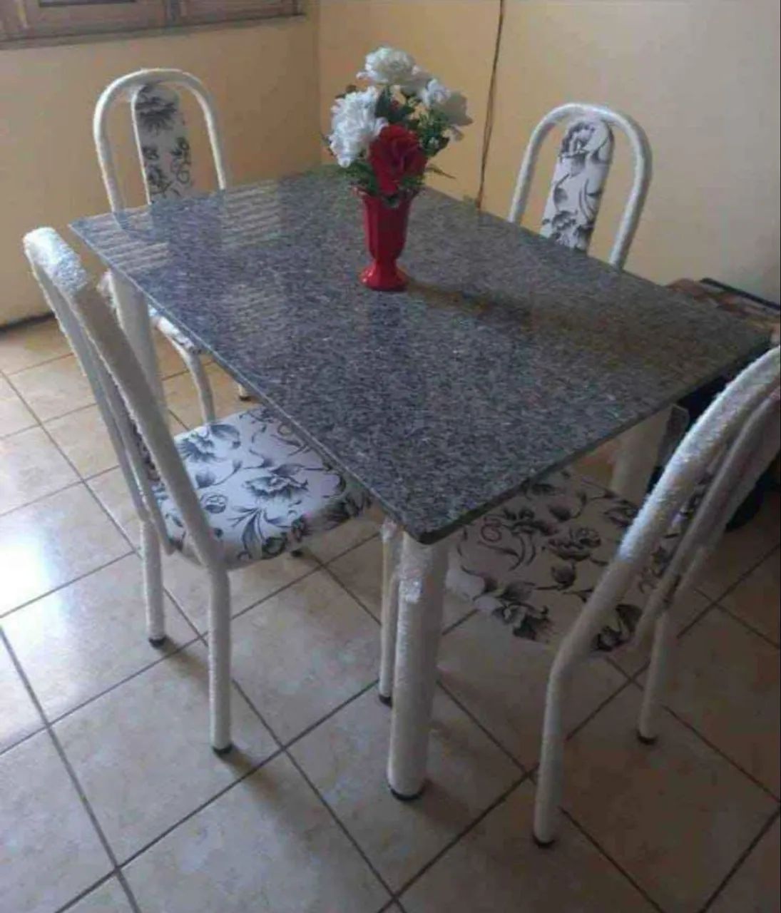 Mesas com cadeiras  - Foto 5