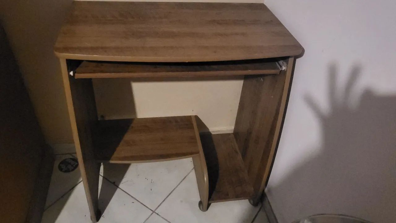 ESCRIVANINHA PERFEITO ESTADO