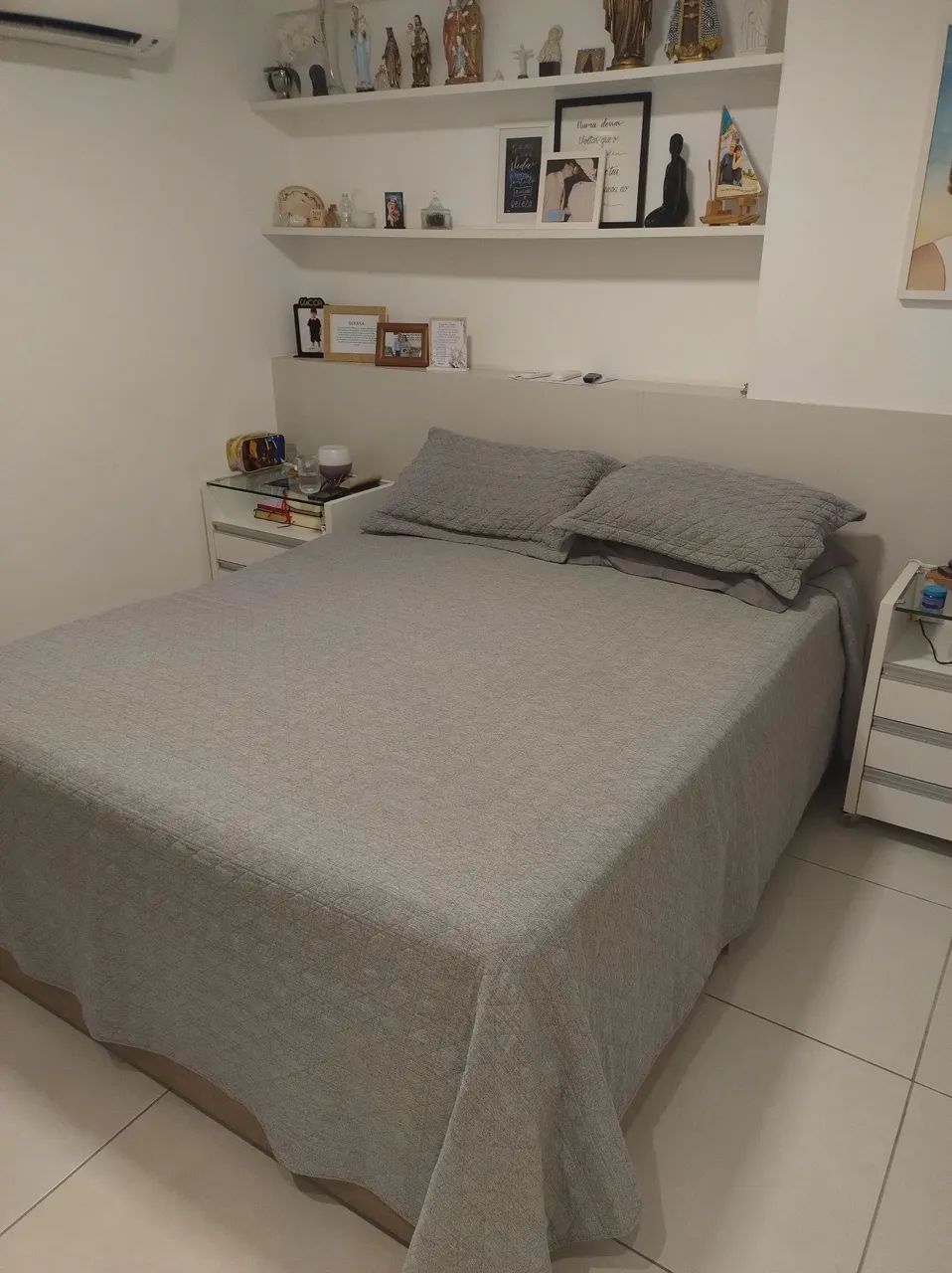 Cama Queen em Estado ótimo